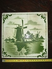 VIT2- Ancien Carrelage Faïence Décor Moulin à vent 20,5cm dessous de plat 
