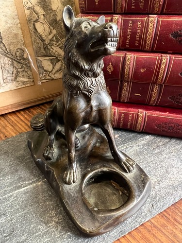 Statuette chien loup - statuette,