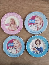 Lot de 4 assiettes à dessert