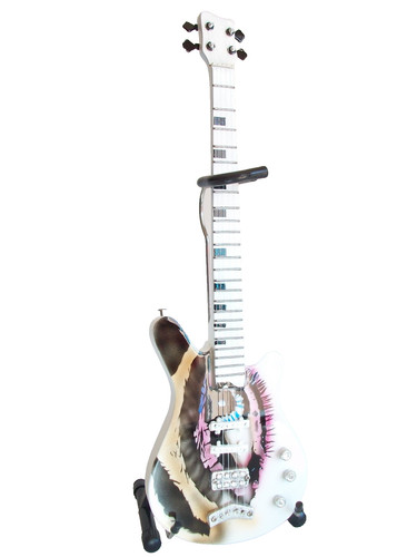 Guitare basse miniature axe - basse,