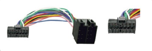 Cable specifique autoradio - cable,