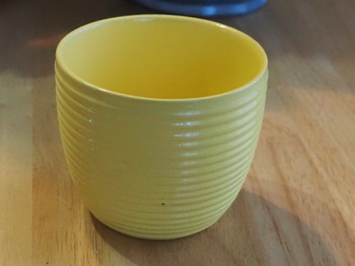 Petit cache pot - en, céramique