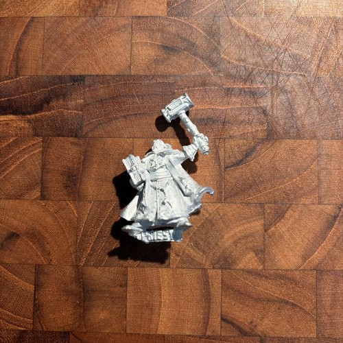 Warhammer quest warrior priest - warhammer,