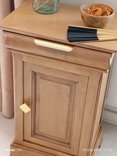 Charmant Meuble d'Appoint /