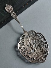 Apple Spoon/Pie Shovel in Openwork and Chiseled Silver Weight: 89g