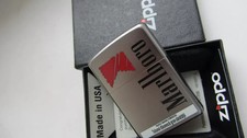 NEUF GENUINE ZIPPO MARLBORO