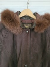 Manteau en peau  agneau PEAU