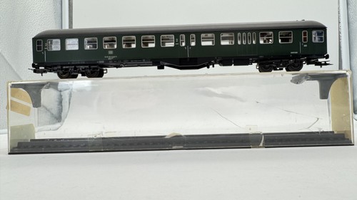 Voiture pilote röwa 3157 - voiture-pilote,