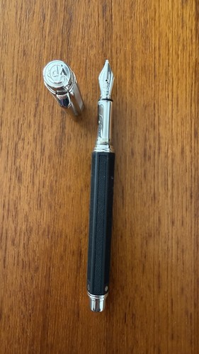 Caran ache varius rubracer - varius,
