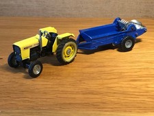 Tracteur Ebro 470 + remorque