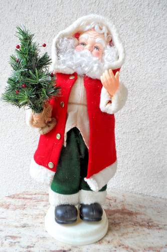 Poupee pere noel vitrine - de,