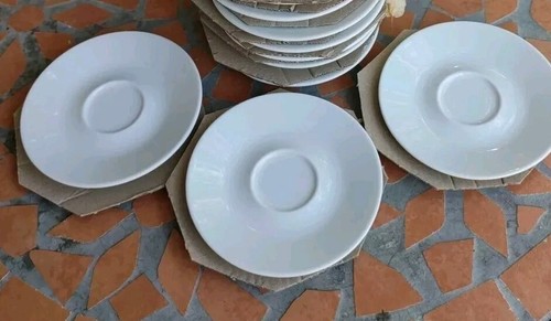 Lot sous tasse - 12,