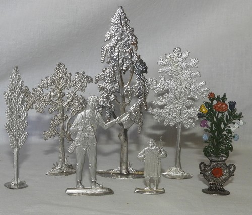 Figurines plat étain - figurines, "plat