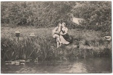 LA VIE AUX CHAMPS - Au bord de