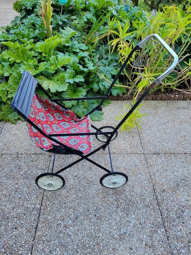 Petite poussette vintage - petite, jouet