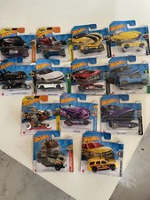 Hot Wheels 1/64 - lot de 13