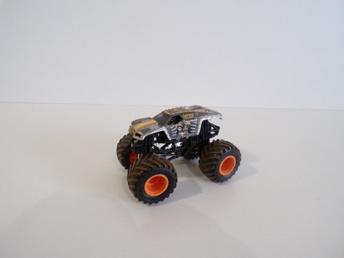 Monster trucks jam - monster,