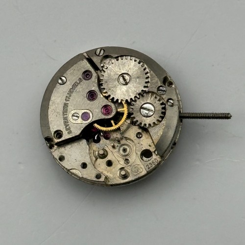 Eta 2360 montre - 2360, mouvement