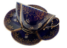 TASSE à Thé, Café SARREGUEMINES Porcelaine, Pièce de Forme quadrilobée 1860/1919