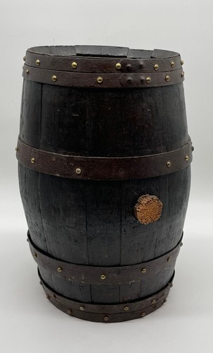 Tonneau bois bon etat - en,
