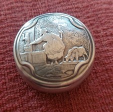 Poudrier, boite à pilules, à