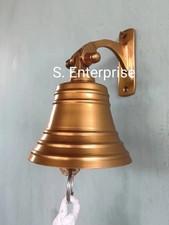 Ancienne cloche de porte