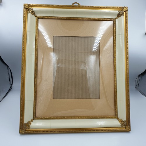 Ancien grand cadre photo - grand, a