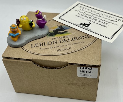 Scène lecture des - , enfants
