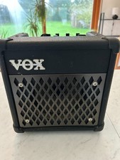 VOX DA5 Battery powered compact guitar amp built-in effects Black