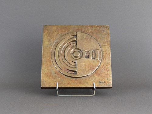 Signed bronze wall sculpture - signed,