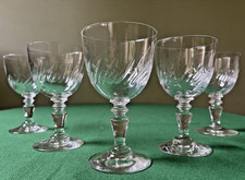 Lot de 5 verres en cristal Baccarat Saint-Louis taillé