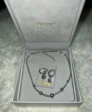 CHARTAGE BY LUC BEX WOMANS PEARL NECKLACE AND EARINGS JEWLARY SET
