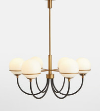 Le lustre René a six orbes en