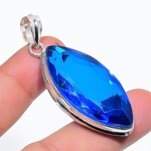 Pendentif pierre précieuse - , en