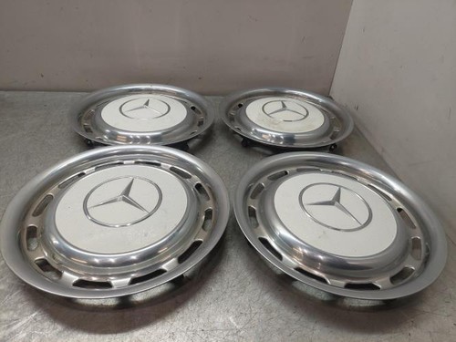 Enjoliveur mercedes 240 - 240, w123