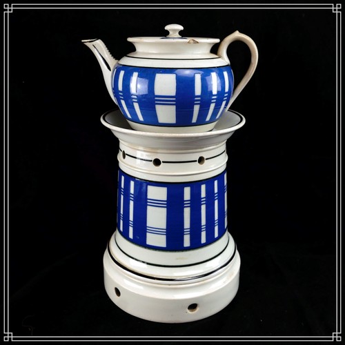 Tisaniere faience fine de - en,