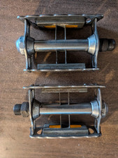 Paire de pédales vélo ancien
