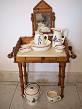 TABLE DE TOILETTE POUPÉE