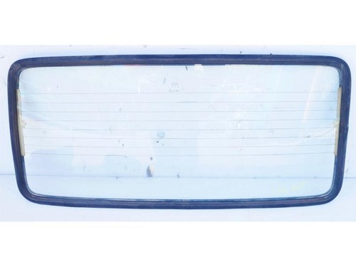 Lunette arrière fiat 126 - lunette,