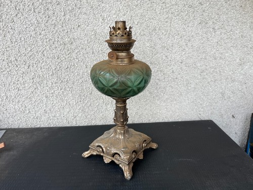 Lampe pétrole ancienne - lampe,