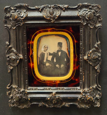 Daguerreotype 1/6 plate woman headdress & men kepi photo ca 1855 molded frame