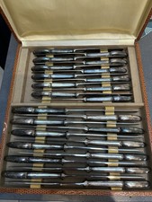 ménagère métal argenté