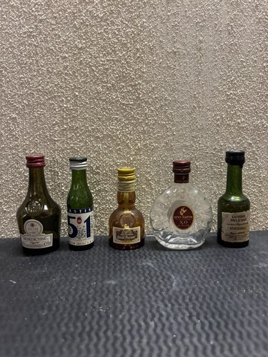 Lot mignonnettes alcool - 5,