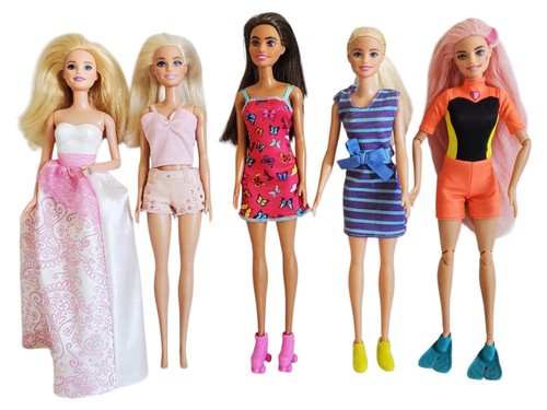 Lot poupées barbie mattel - lot,
