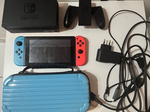 Nintendo switch console - switch, go