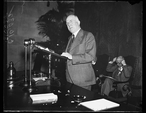 Photo 1936 man podium - photo:1936,
