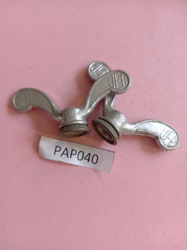 Papillons serrage roue - papillons,