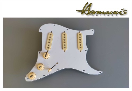 Pickguard strat blanc - strat,,