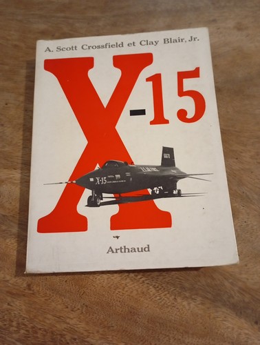 Ancien livre premier - livre,