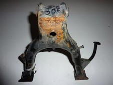 Béquille centrale origine